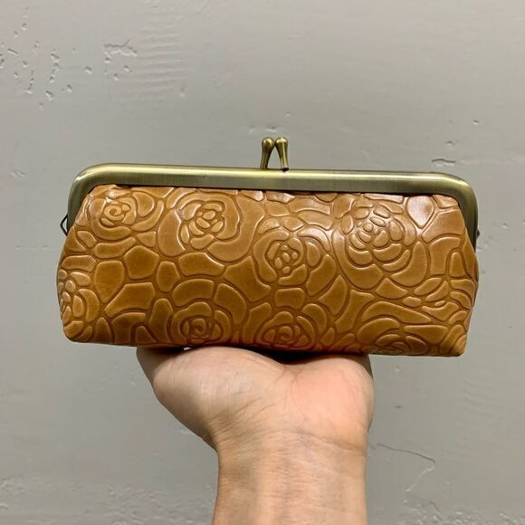 Embossed Rose Handmade Cowhide Leather Push-lock Handbag Includes Small Clutch - Picture 13 of 16